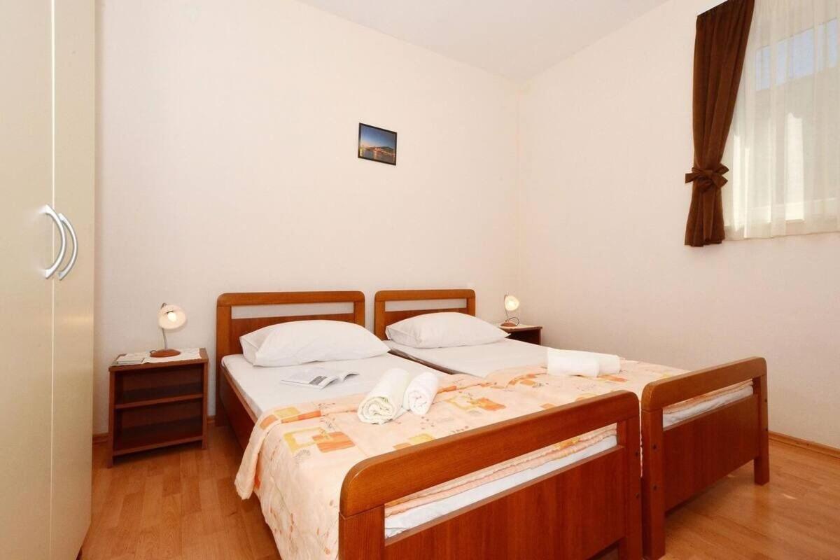 Apartments Sima Trogir Exterior foto