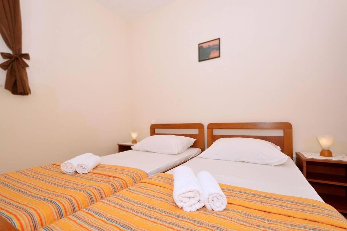 Apartments Sima Trogir Exterior foto