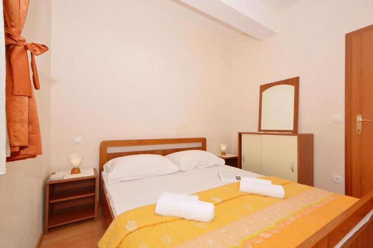 Apartments Sima Trogir Exterior foto