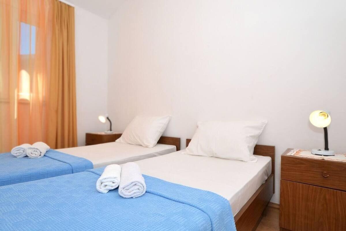 Apartments Sima Trogir Exterior foto
